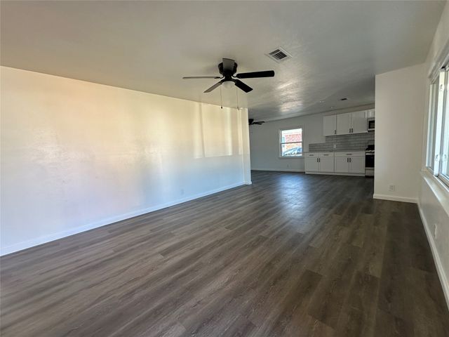 5417 Santa Barbara Avenue, Fort Worth, TX 76114