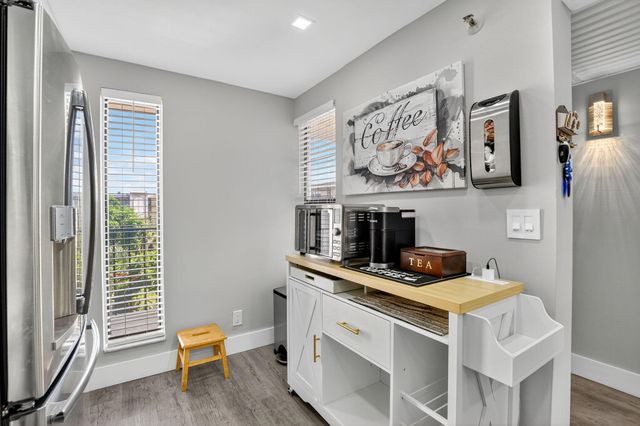 20 Royal Palm Way 503, Boca Raton, FL 33432