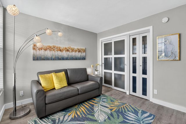 20 Royal Palm Way 503, Boca Raton, FL 33432