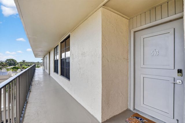 20 Royal Palm Way 503, Boca Raton, FL 33432