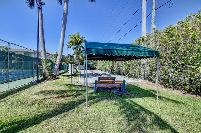 20 Royal Palm Way 503, Boca Raton, FL 33432