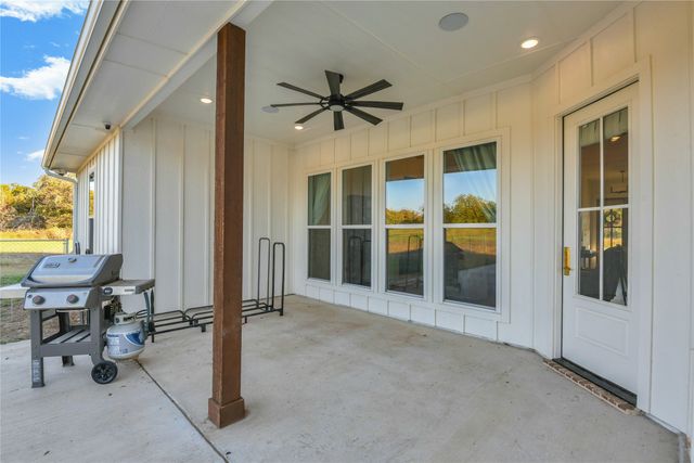 360 Sandpiper Drive, Weatherford, TX 76088