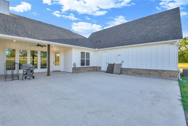 360 Sandpiper Drive, Weatherford, TX 76088