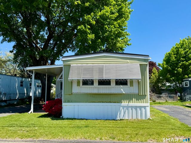 28 Cheyenne Road, East Hartford, CT 06118