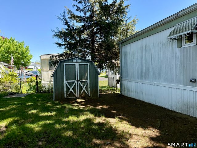 28 Cheyenne Road, East Hartford, CT 06118