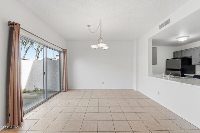 4114 E UNION HILLS Drive 1004, Phoenix, AZ 85050