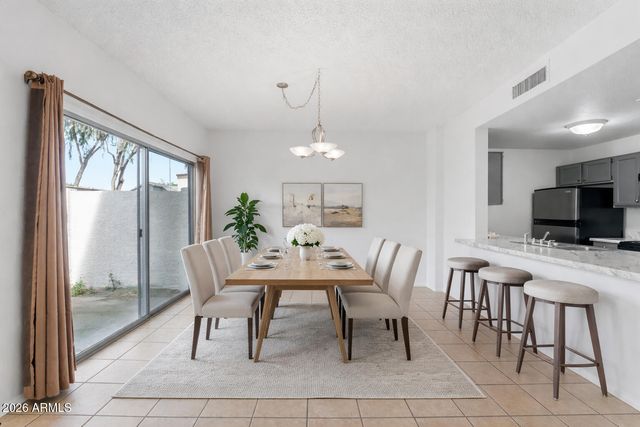 4114 E UNION HILLS Drive 1004, Phoenix, AZ 85050