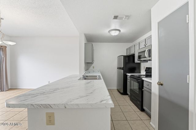 4114 E UNION HILLS Drive 1004, Phoenix, AZ 85050