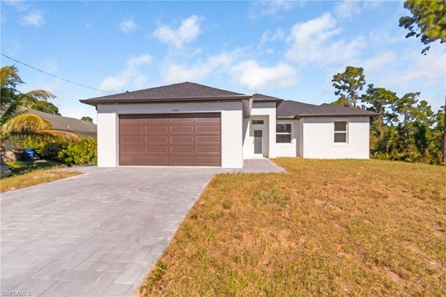 1109 Cumming ST E, Lehigh Acres, FL 33974