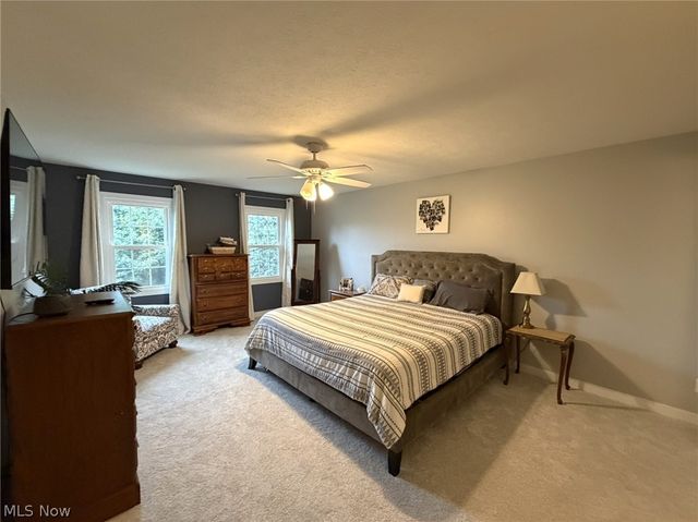 6636 Olde Stone Circle NE, Canton, OH 44721