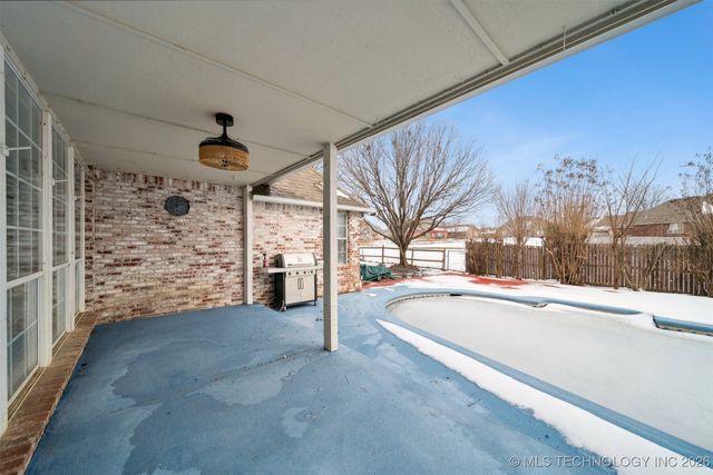 9001 N 137th East Avenue, Owasso, OK 74055