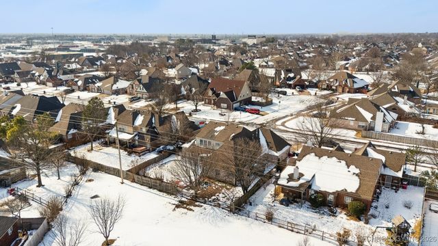 9001 N 137th East Avenue, Owasso, OK 74055