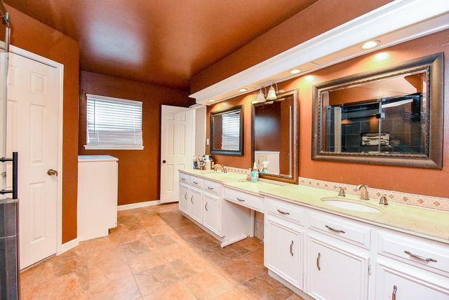 1814 Corral Drive, Houston, TX 77090