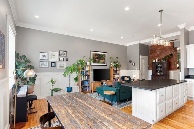 181 North St 213, Salem, MA 01970
