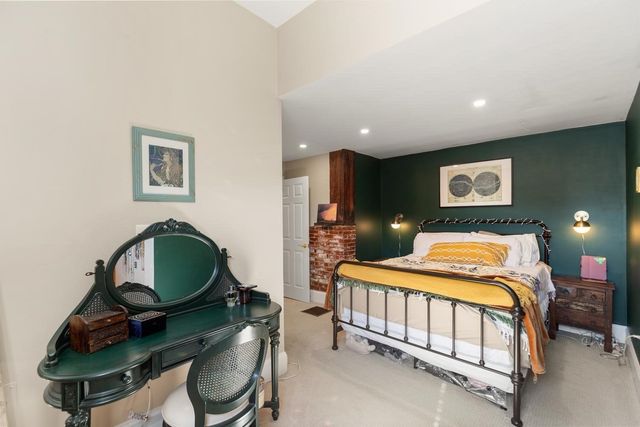 181 North St 213, Salem, MA 01970