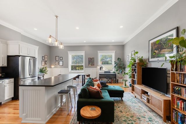 181 North St 213, Salem, MA 01970