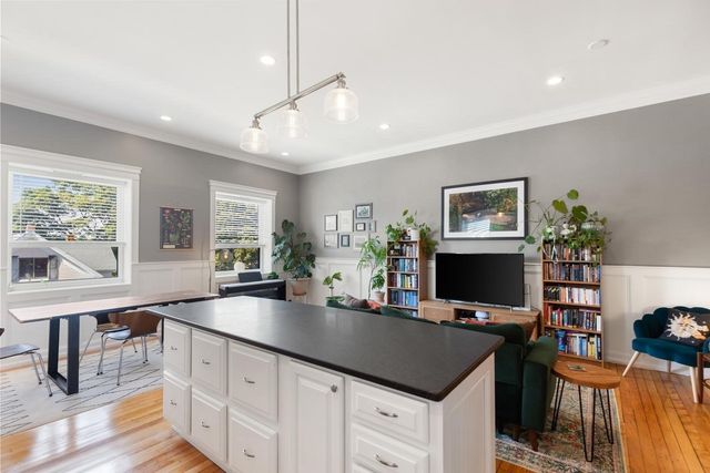 181 North St 213, Salem, MA 01970