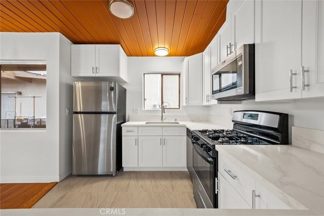 2159 La Canada Crest Drive 4, La Canada Flintridge, CA 91011