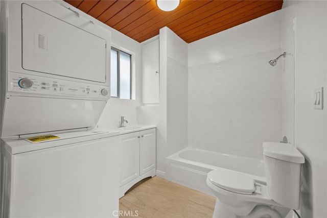 2159 La Canada Crest Drive 4, La Canada Flintridge, CA 91011