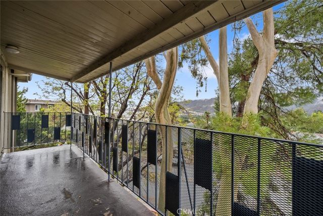 2159 La Canada Crest Drive 4, La Canada Flintridge, CA 91011