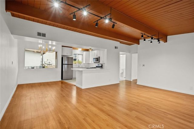 2159 La Canada Crest Drive 4, La Canada Flintridge, CA 91011