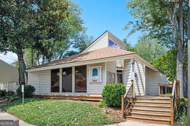 683 Serramonte Drive, Marietta, GA 30068