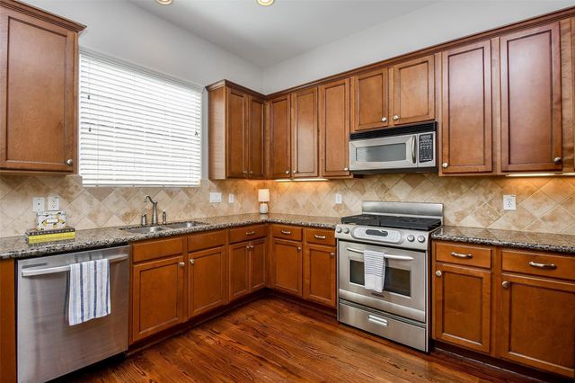 2614 Maxroy Street, Houston, TX 77007