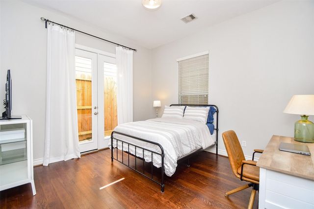 2614 Maxroy Street, Houston, TX 77007