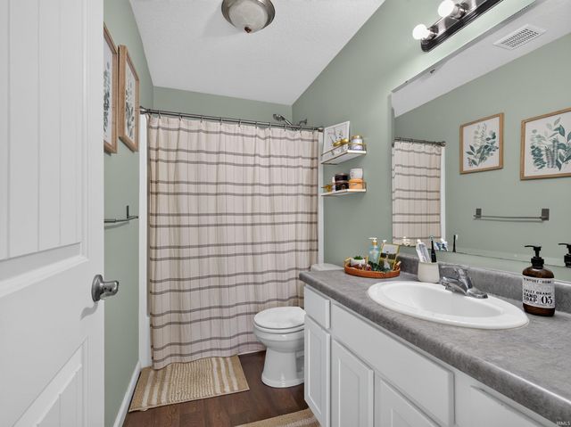 12554 Shearwater Run, Fort Wayne, IN 46845
