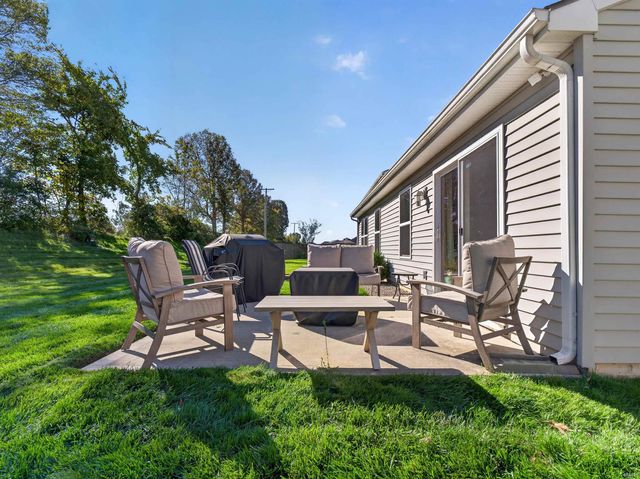 12554 Shearwater Run, Fort Wayne, IN 46845
