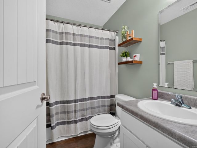 12554 Shearwater Run, Fort Wayne, IN 46845