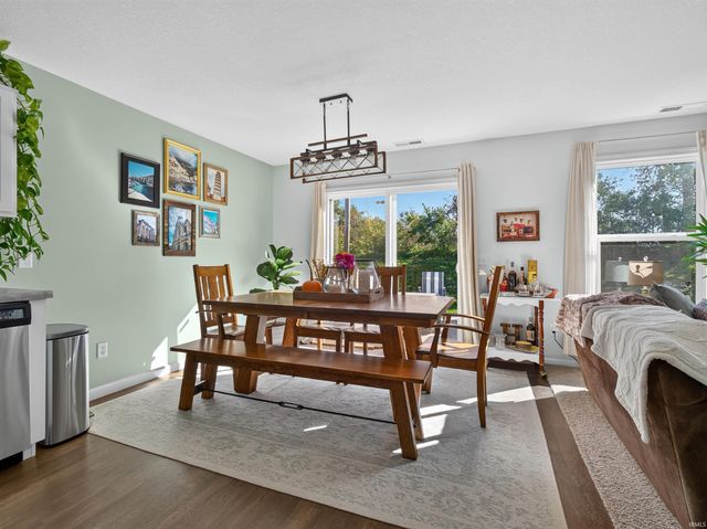 12554 Shearwater Run, Fort Wayne, IN 46845