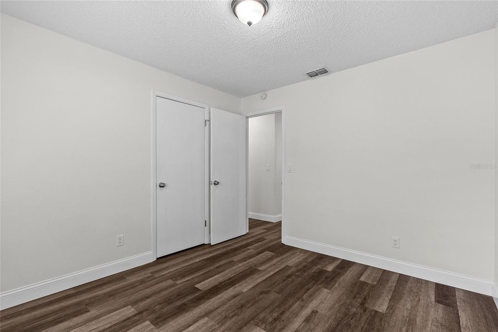 Image 22 of property listing at 4926 HAINES ROAD N, St Petersburg, FL 33714