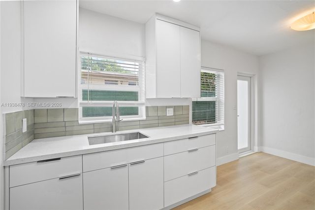 550 NE 68th St 550, Miami, FL 33138