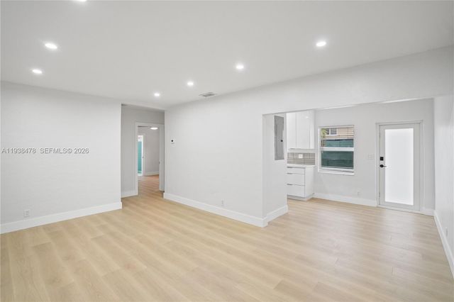 550 NE 68th St 550, Miami, FL 33138