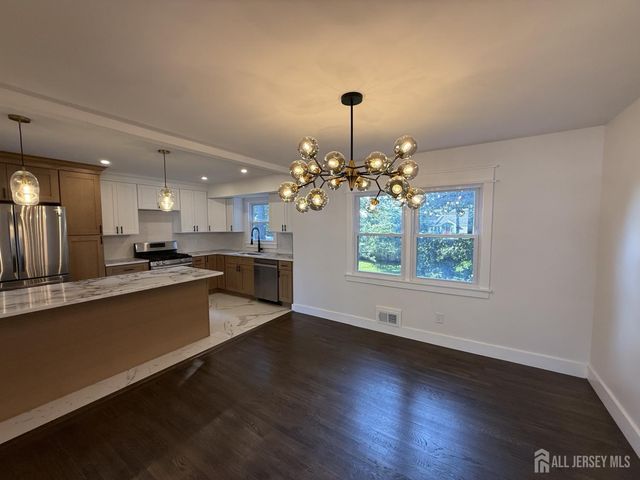 684 West Avenue, Sewaren, NJ 07077