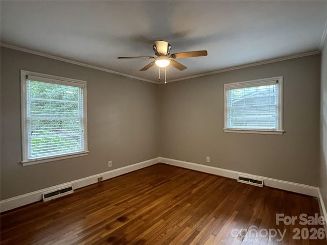 4217 Winfield Drive, Charlotte, NC 28205
