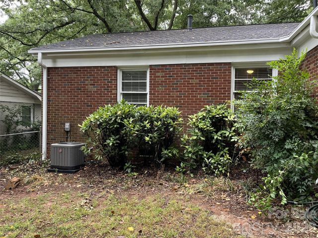 4217 Winfield Drive, Charlotte, NC 28205