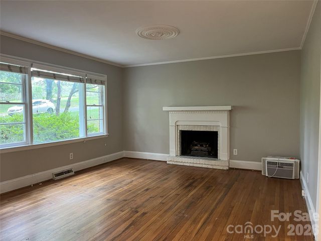 4217 Winfield Drive, Charlotte, NC 28205