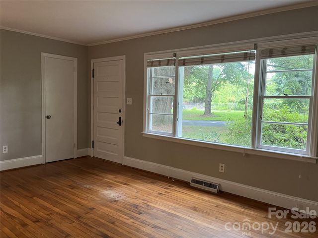 4217 Winfield Drive, Charlotte, NC 28205