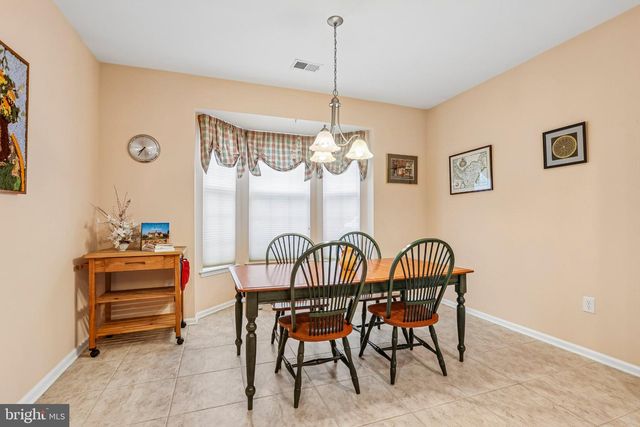 22 PORTOFINO DR, Hamilton, NJ 08691
