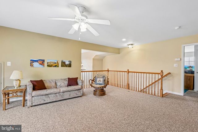 22 PORTOFINO DR, Hamilton, NJ 08691
