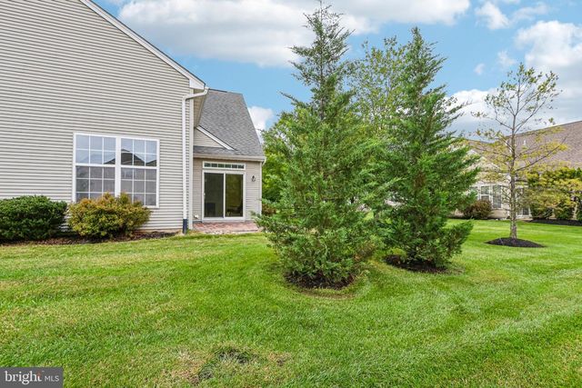 22 PORTOFINO DR, Hamilton, NJ 08691