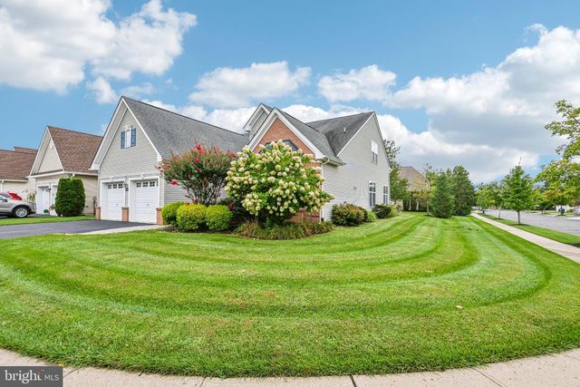 22 PORTOFINO DR, Hamilton, NJ 08691