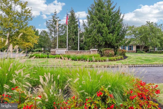 22 PORTOFINO DR, Hamilton, NJ 08691