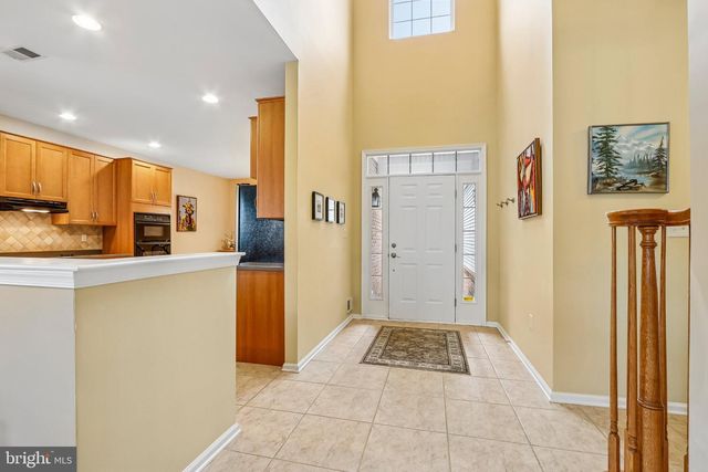 22 PORTOFINO DR, Hamilton, NJ 08691