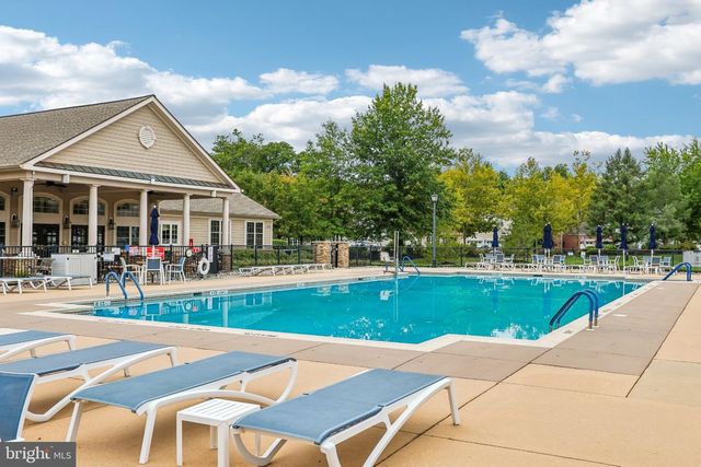 22 PORTOFINO DR, Hamilton, NJ 08691