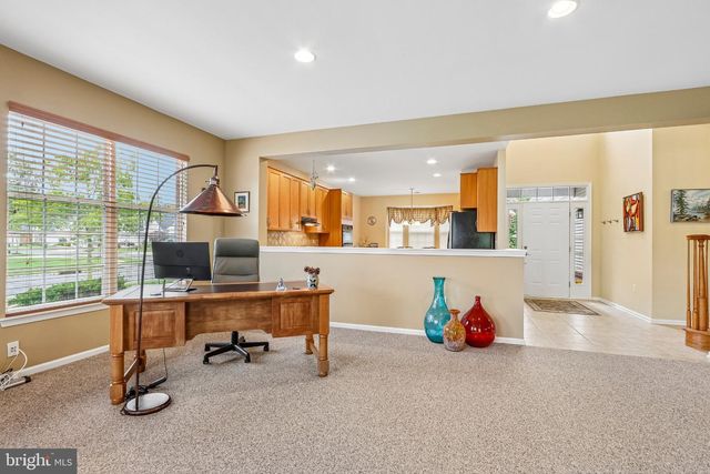 22 PORTOFINO DR, Hamilton, NJ 08691