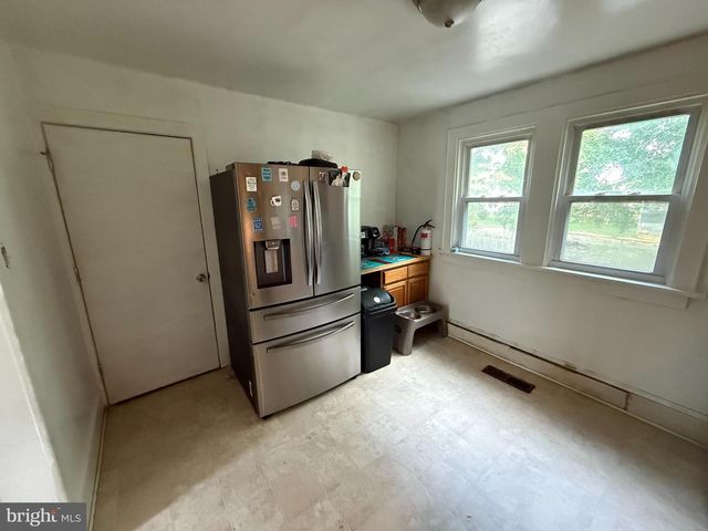 71 NEW ST, Penns Grove, NJ 08069