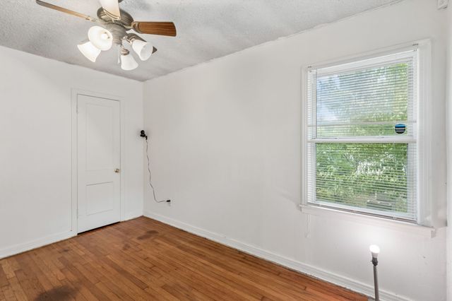 4330 Wabash Avenue, Fort Worth, TX 76133